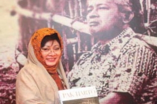 Soeharto, Kedua Putrinya jadi &acute;Pemikat&acute; Golkar di Kampanye Terakhir